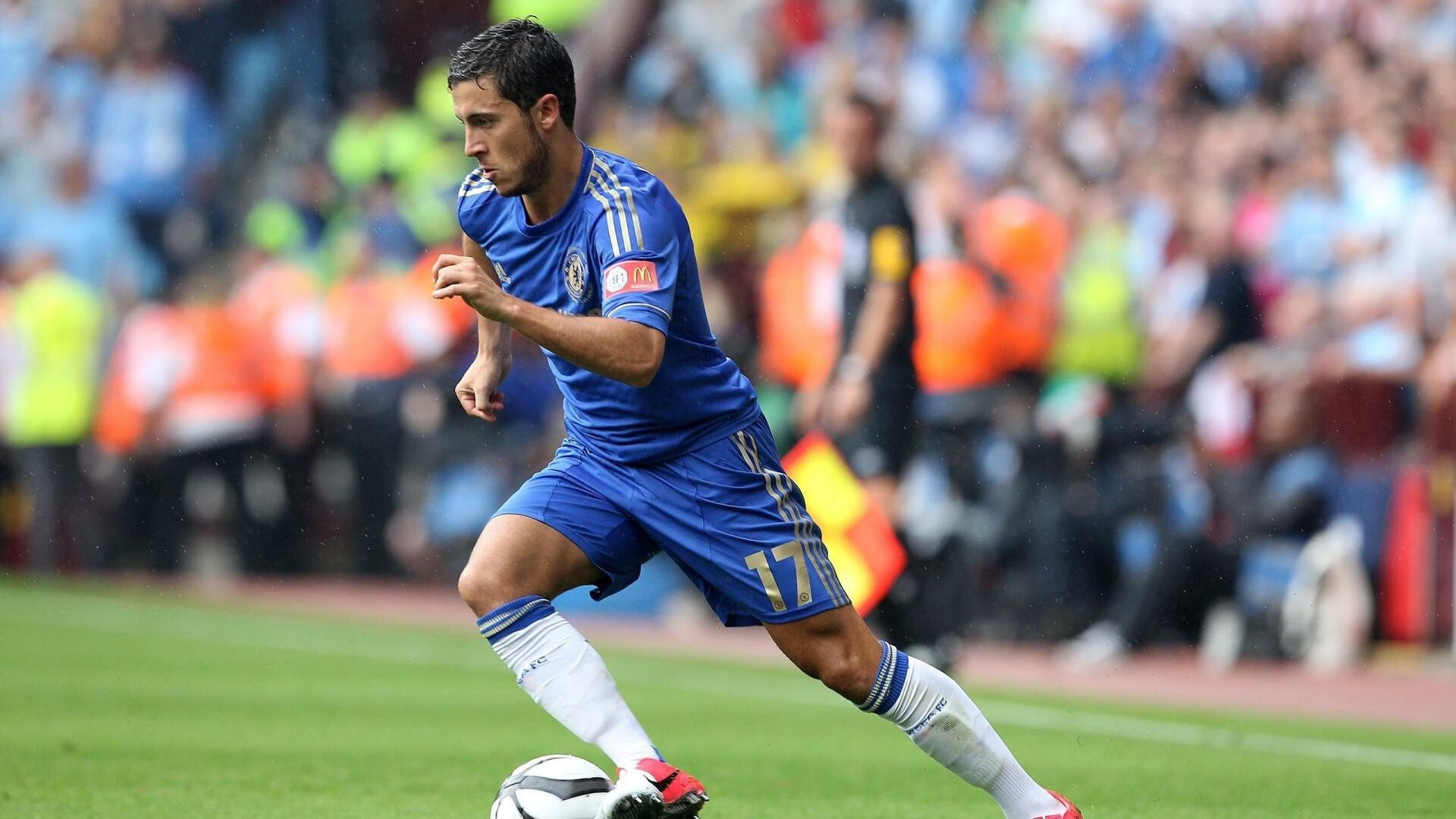 开云世界杯2026-奥运周期关键战之夜，詹姆斯惊艳四座